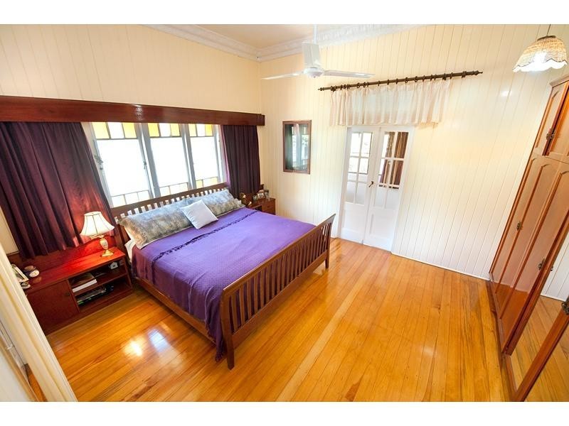 52 Cambridge Street, The Range QLD 4700