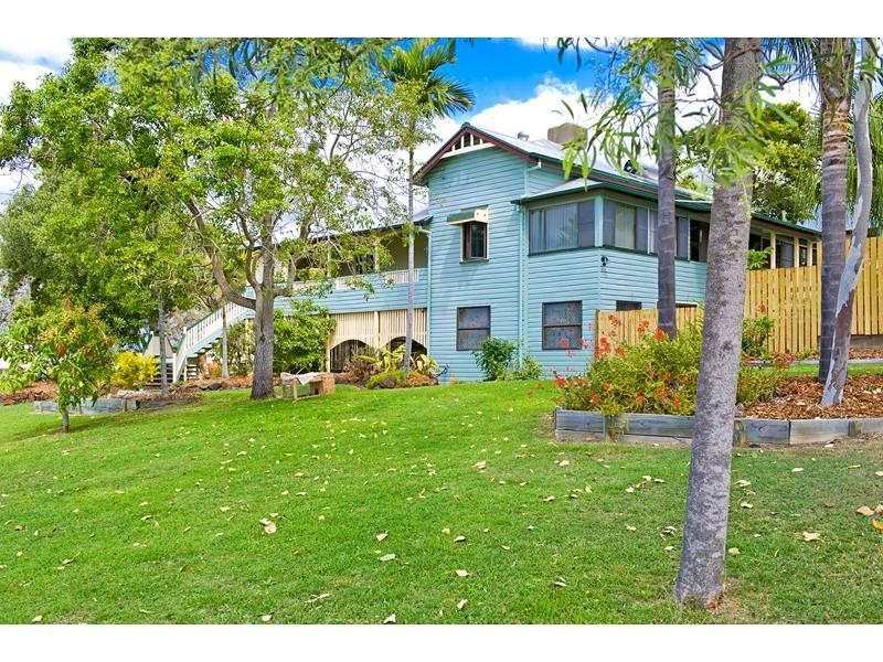 52 Cambridge Street, The Range QLD 4700