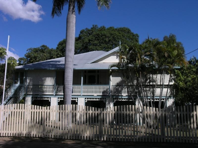 102 Murray Street, The Range QLD 4700