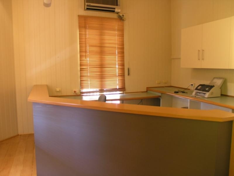102 Murray Street, The Range QLD 4700