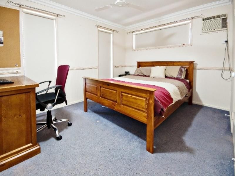 236 Denham Street, The Range QLD 4700