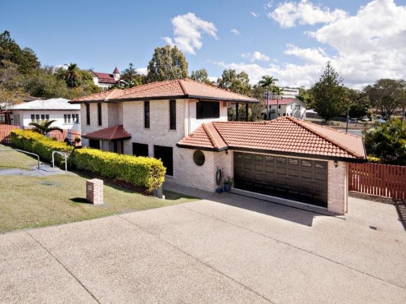 236 Denham Street, The Range QLD 4700