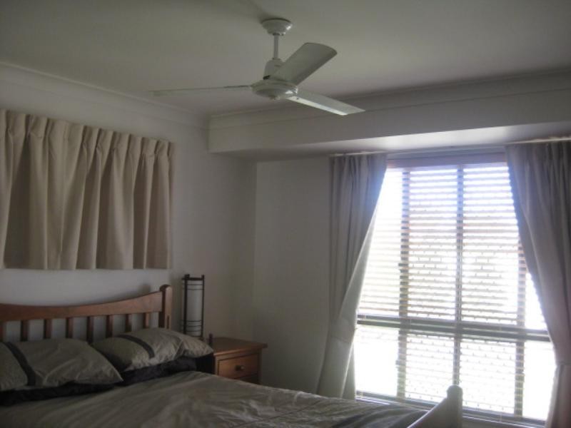 4 Mungarra Drive, Kawana QLD 4701