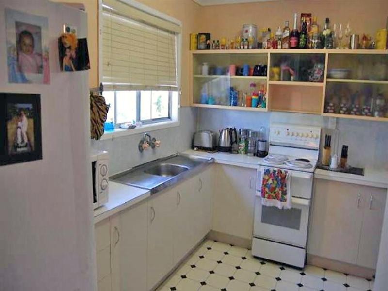 25A Main Street, Park Avenue QLD 4701