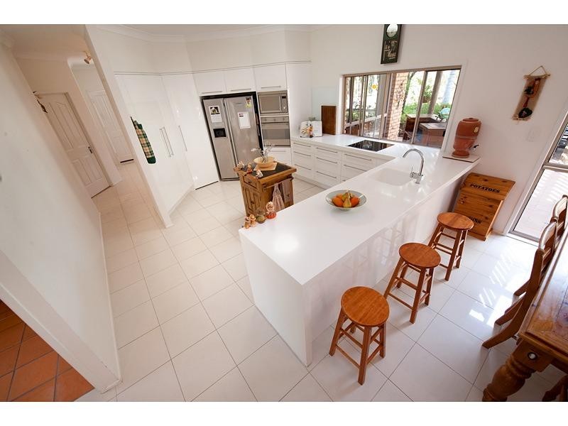 21 Morris Road, Alton Downs QLD 4702