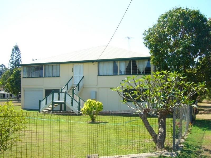 131 Lakes Creek Road, Berserker QLD 4701