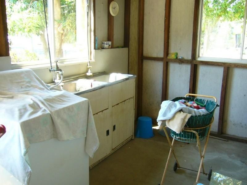 131 Lakes Creek Road, Berserker QLD 4701