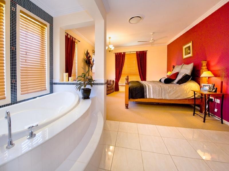 10 Rebecca Close, Rockyview QLD 4701