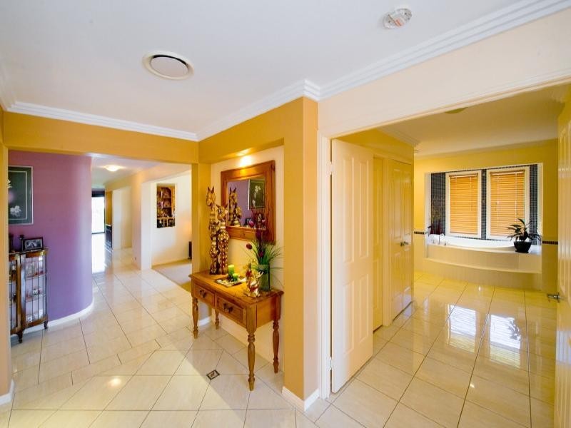 10 Rebecca Close, Rockyview QLD 4701