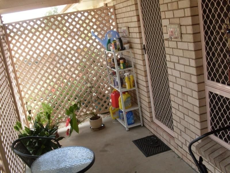 2/4 Ames Street, Kawana QLD 4701