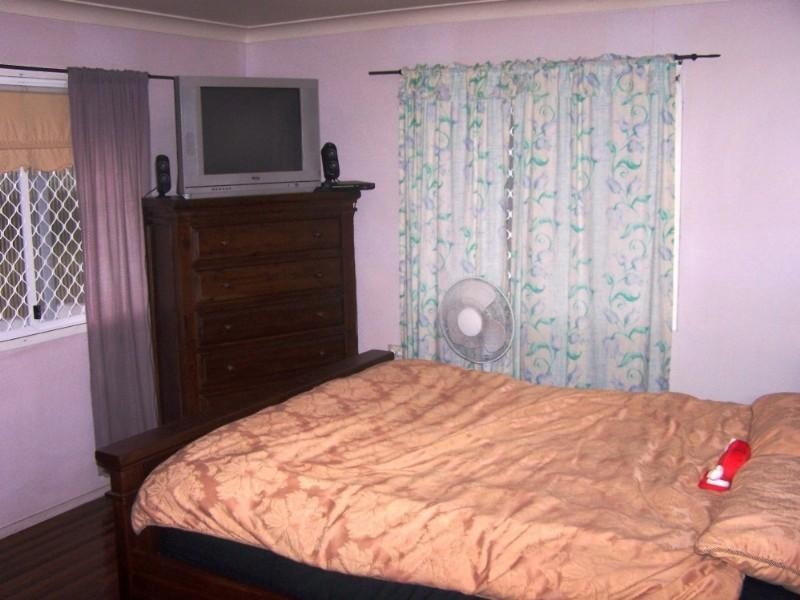 9 Edward Street, Berserker QLD 4701