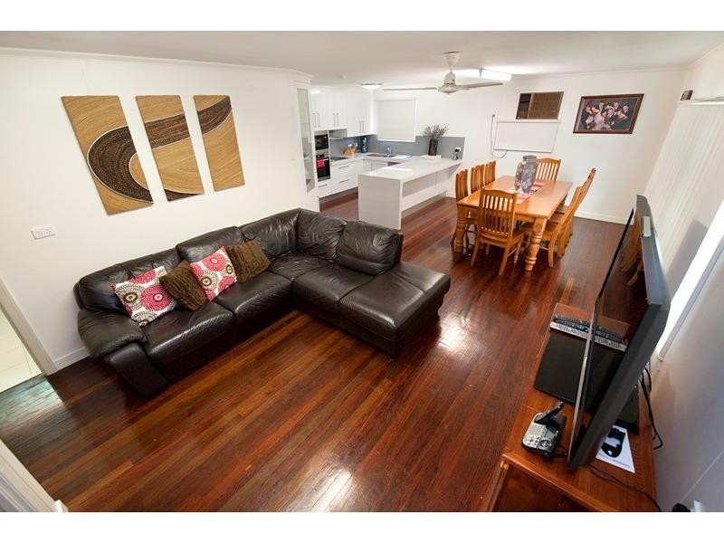 81 Armstrong Street, Berserker QLD 4701