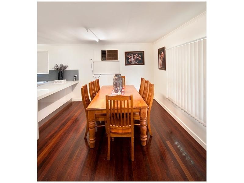 81 Armstrong Street, Berserker QLD 4701