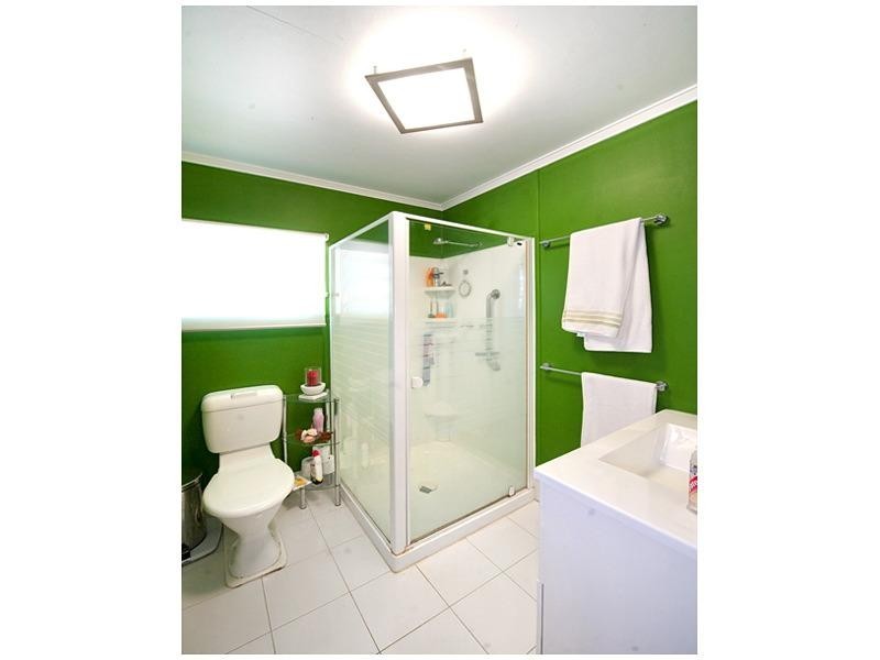 81 Armstrong Street, Berserker QLD 4701