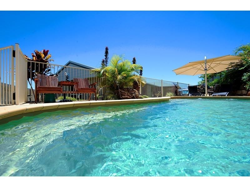 17 Connemara Drive, Kawana QLD 4701