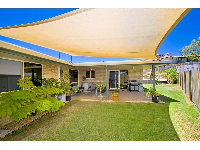 17 Connemara Drive, Kawana QLD 4701