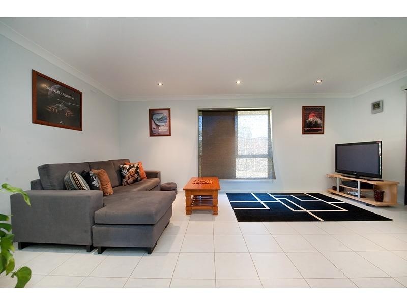 17 Connemara Drive, Kawana QLD 4701