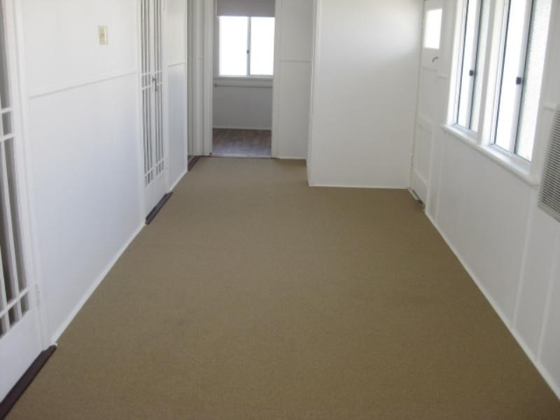 2/57 Deacon Street, Berserker QLD 4701