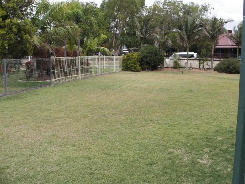 11 Bean Avenue, Parkhurst QLD 4702