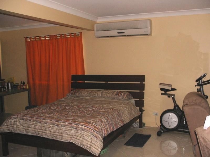 11 Bean Avenue, Parkhurst QLD 4702