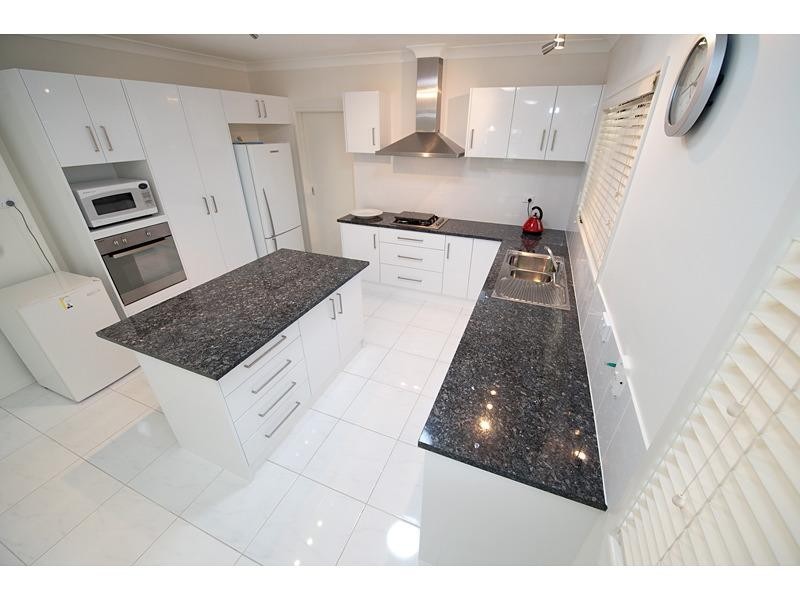 10 Jard Street, Frenchville QLD 4701