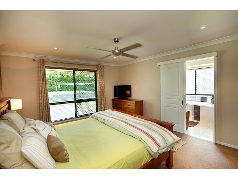 10 Bellbird Drive, Parkhurst QLD 4702