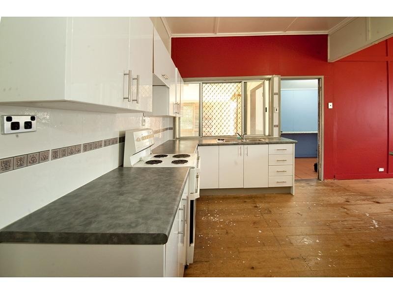 279 Berserker Street, Berserker QLD 4701