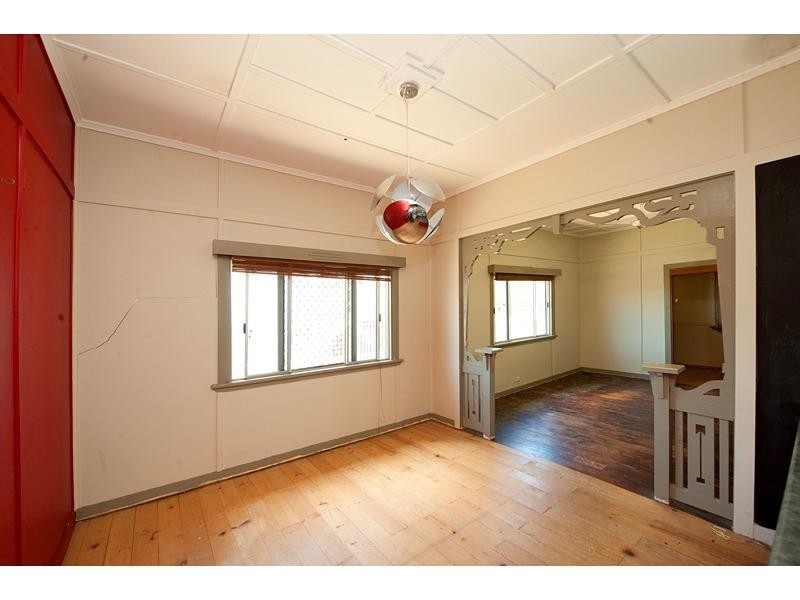 279 Berserker Street, Berserker QLD 4701