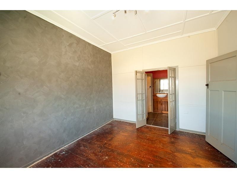 279 Berserker Street, Berserker QLD 4701