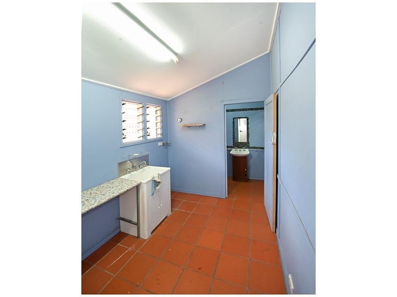 279 Berserker Street, Berserker QLD 4701