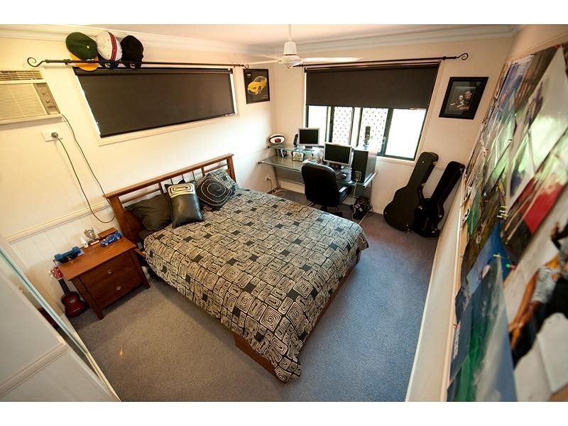 236 Denham Street, The Range QLD 4700