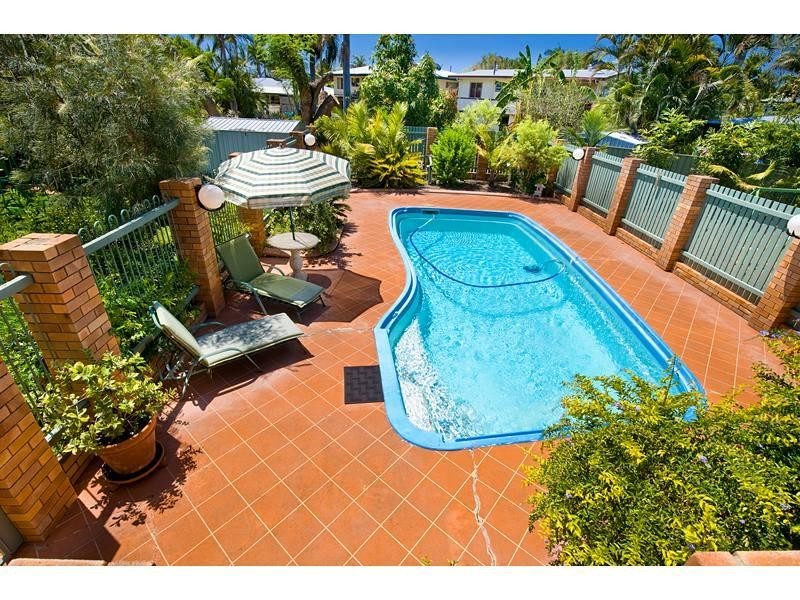 77 Kershaw Street, Park Avenue QLD 4701