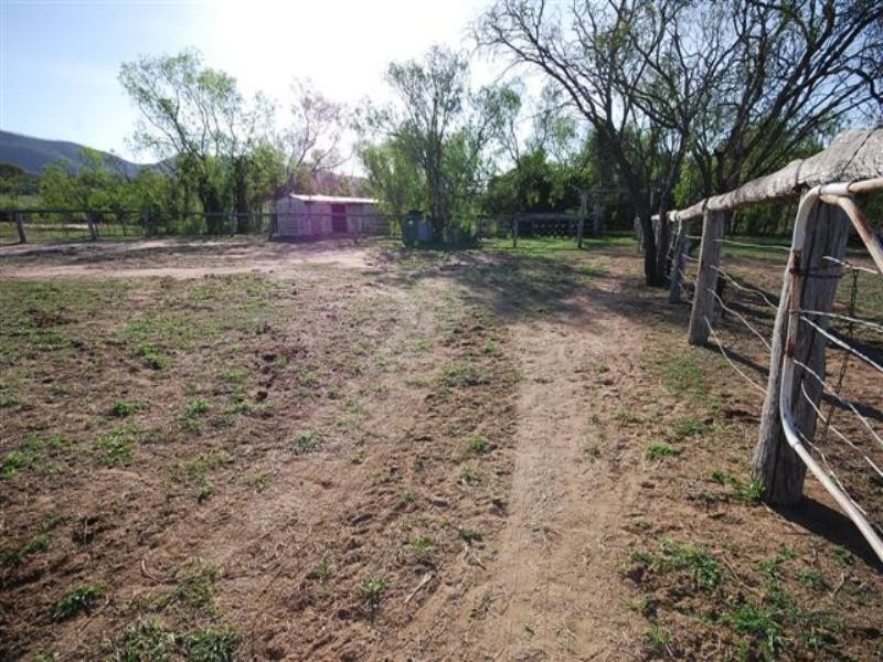 52547 Burnett Highway, Bouldercombe QLD 4702