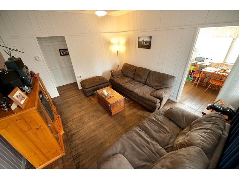 302 Waterloo Street, Berserker QLD 4701