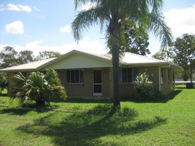 63263 Bruce Highway, Etna Creek QLD 4702