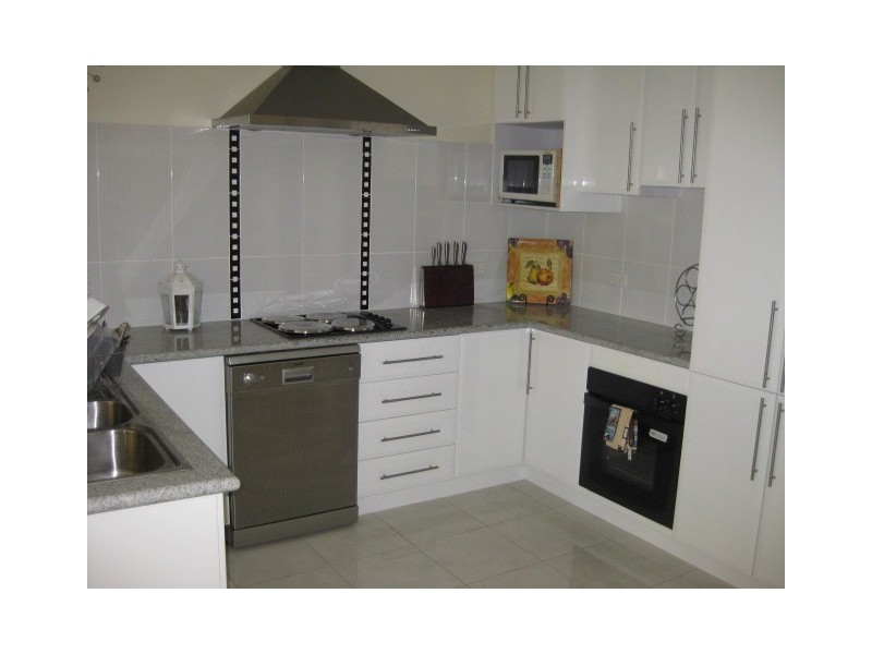 321 Waterloo Street, Berserker QLD 4701