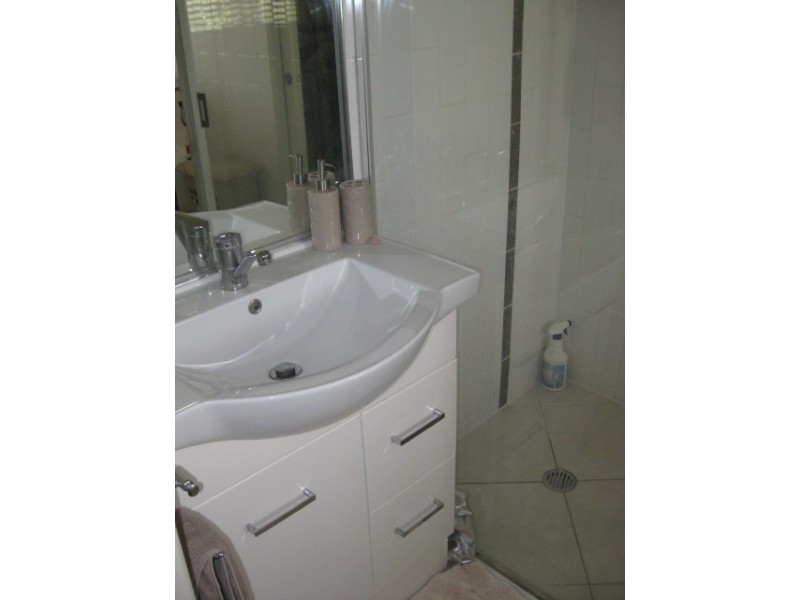 321 Waterloo Street, Berserker QLD 4701