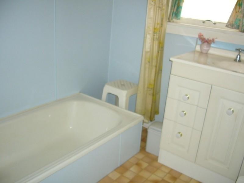 50 Ross Street, Allenstown QLD 4700