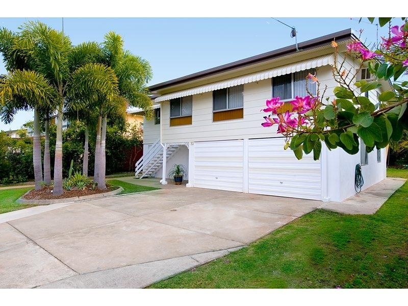 32 Locke Street, Kawana QLD 4701