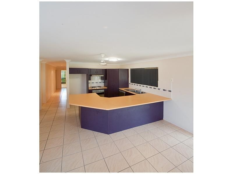 17 Mark Action Close, Rockyview QLD 4701