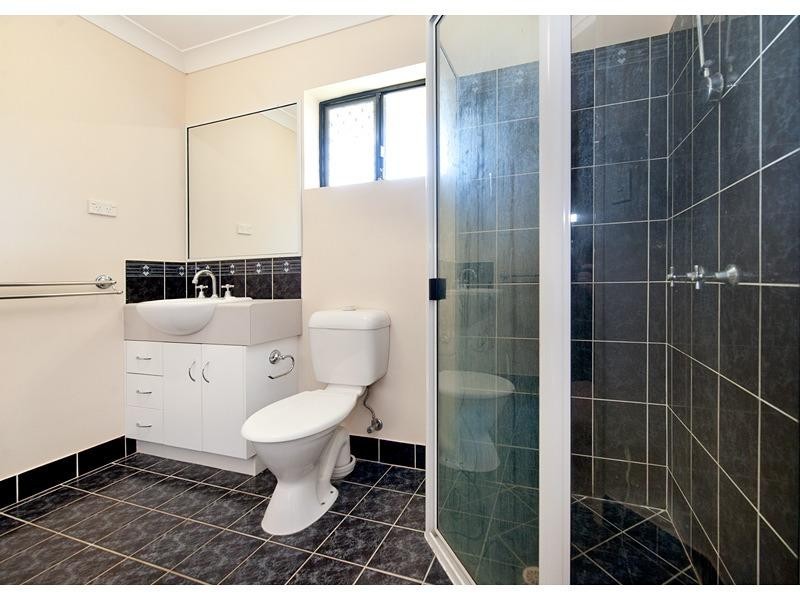 17 Mark Action Close, Rockyview QLD 4701