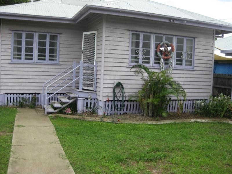 10 Cowap Street, Park Avenue QLD 4701