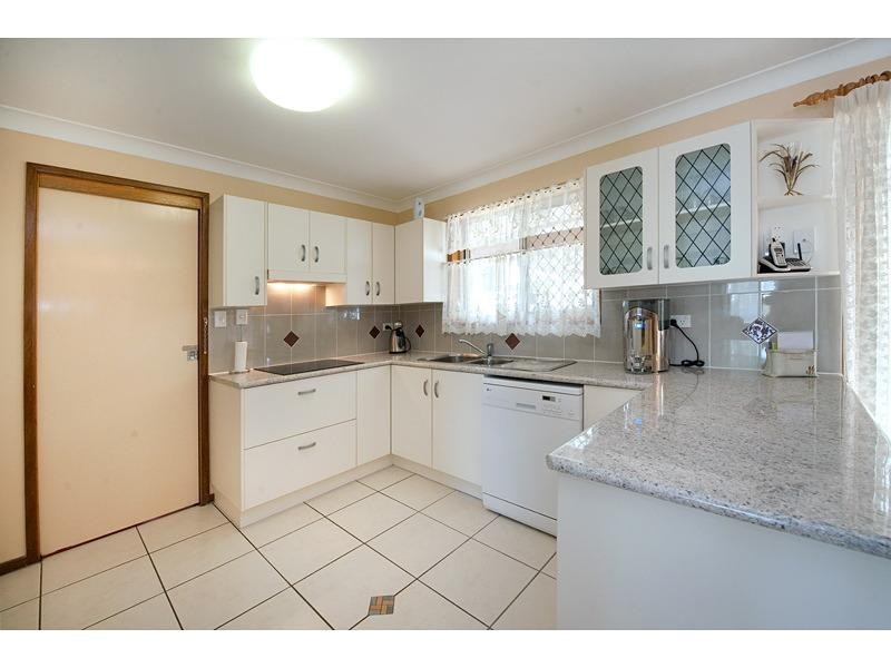 13 Davison Street, Gracemere QLD 4702