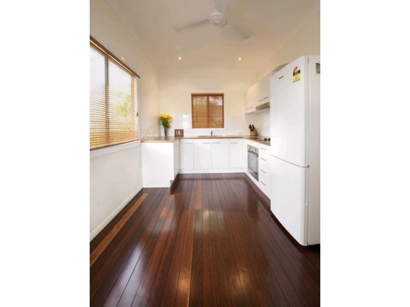 97 Stamford Street, Berserker QLD 4701