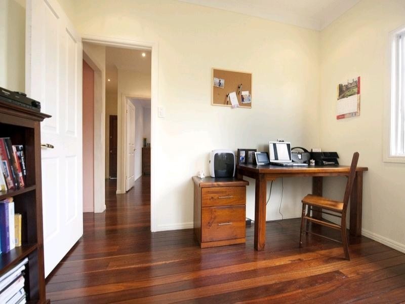 97 Stamford Street, Berserker QLD 4701