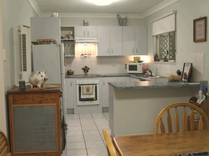 1 Kavanagh Crescent, Koongal QLD 4701
