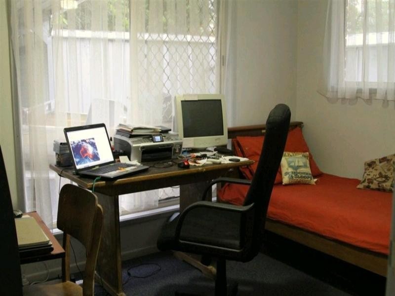 1 Kavanagh Crescent, Koongal QLD 4701
