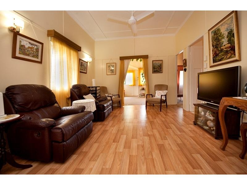 14 Tomkins Street, Berserker QLD 4701