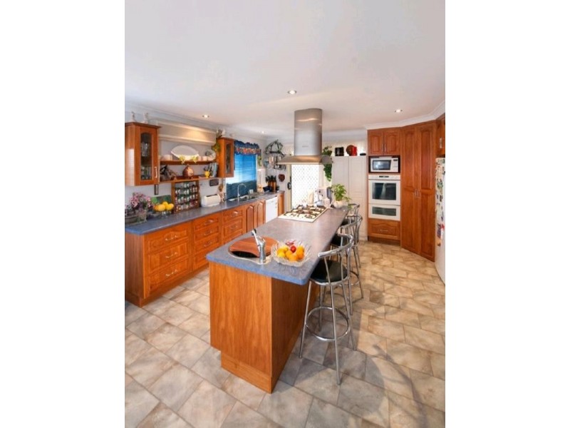43 Samuel Crescent, Parkhurst QLD 4702