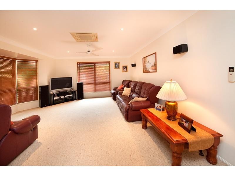 4 Beaumont Drive, Frenchville QLD 4701